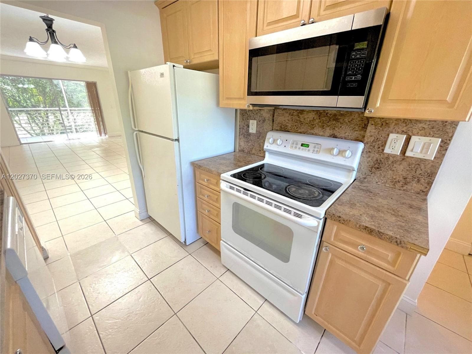 8450 Lagos De Campo Blvd # 206, Tamarac, FL 33321 photo 3