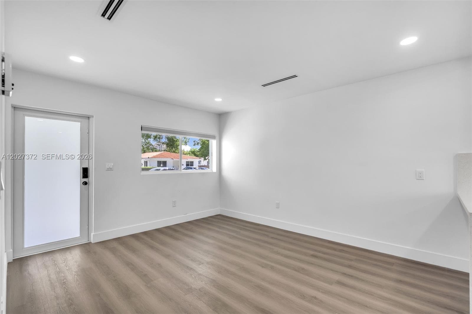 2814 SW 26th St # 2814, Miami, FL 33133 photo 4