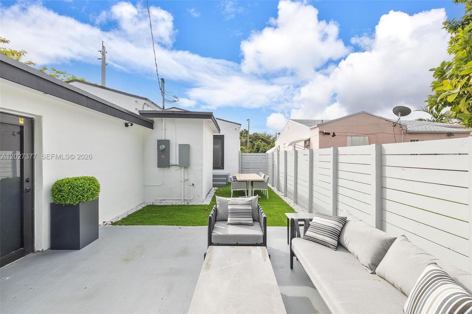 501 NW 46th St, Miami, FL 33127 photo 2