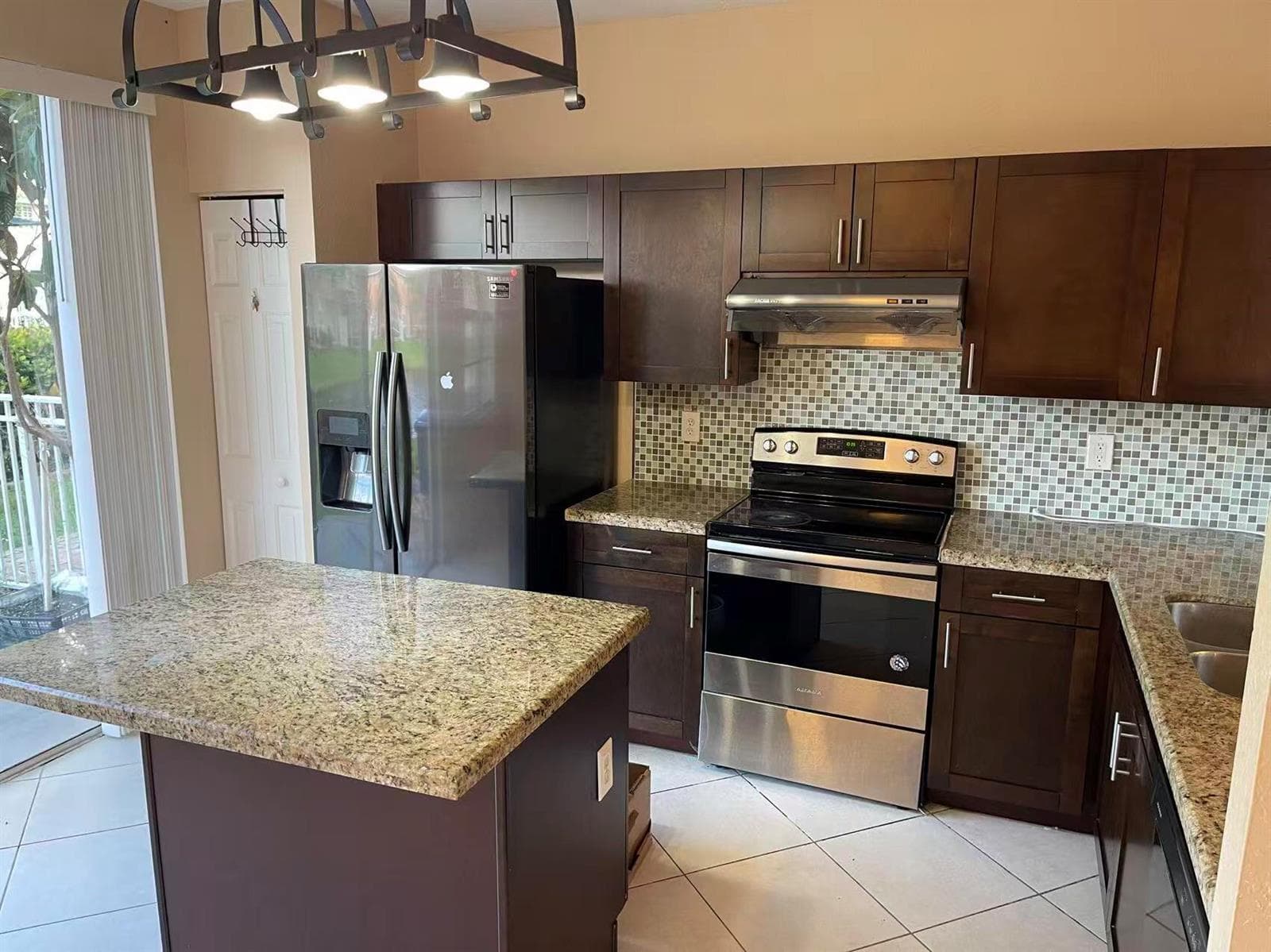 4061 NW 91st Terrace, Sunrise, FL 33351 photo 4