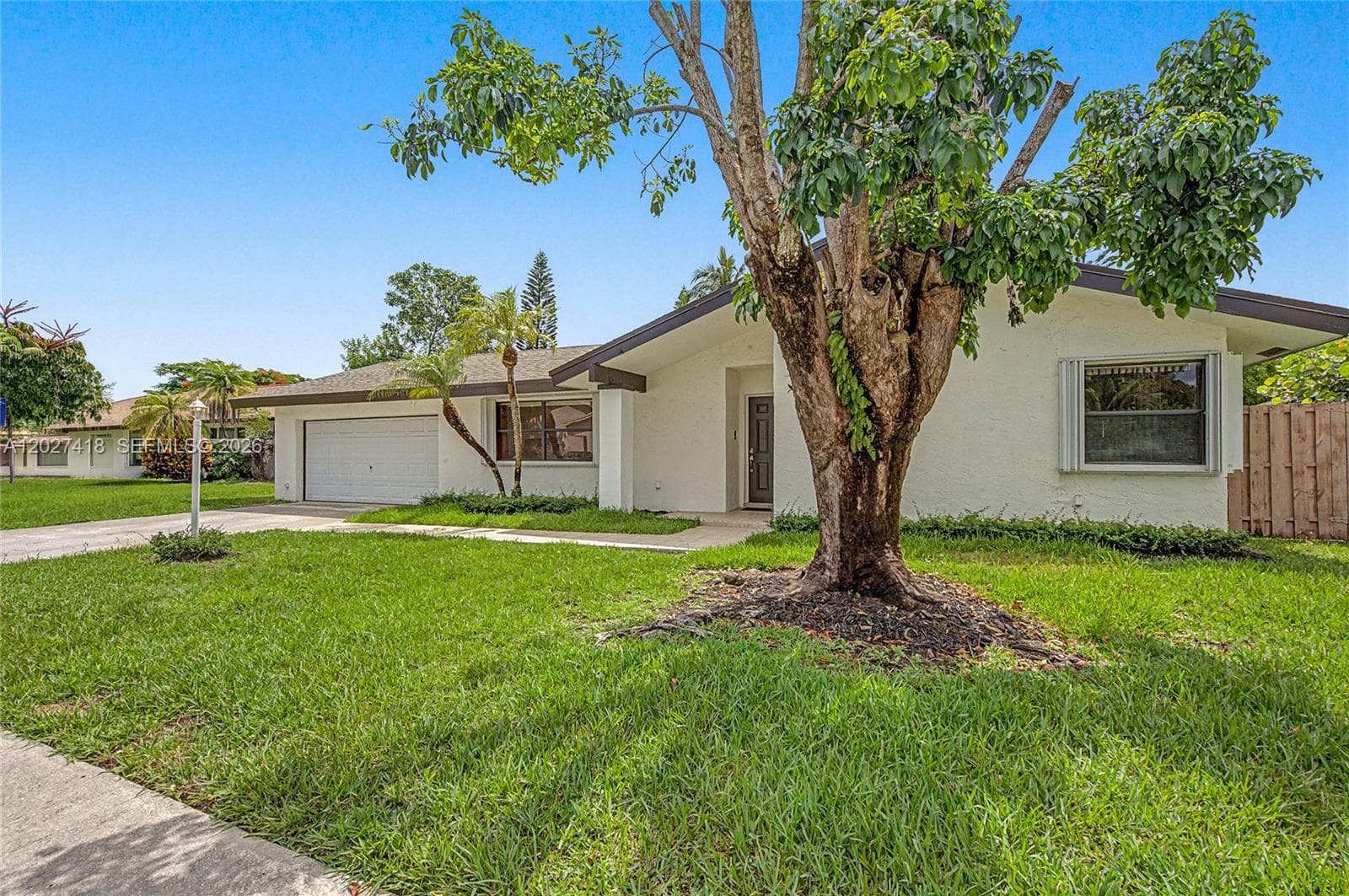10711 SW 116th Ave, Miami, FL 33176 photo 3