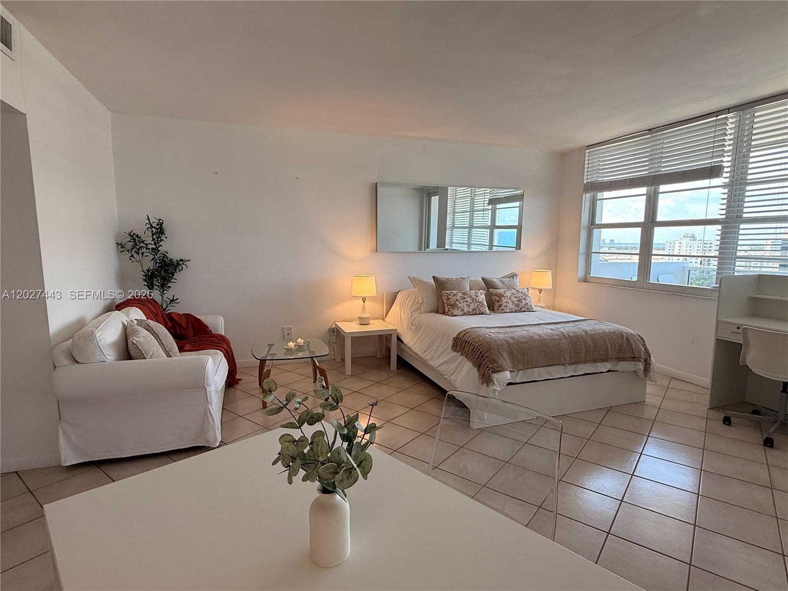100 Lincoln Rd # 1427, Miami Beach, FL 33139 photo 2