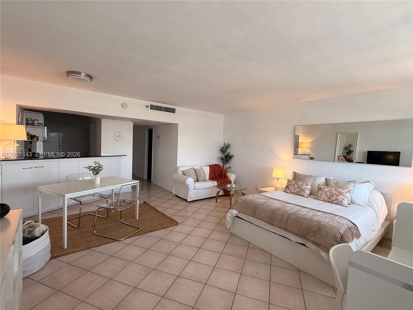 100 Lincoln Rd # 1427, Miami Beach, FL 33139 photo 3