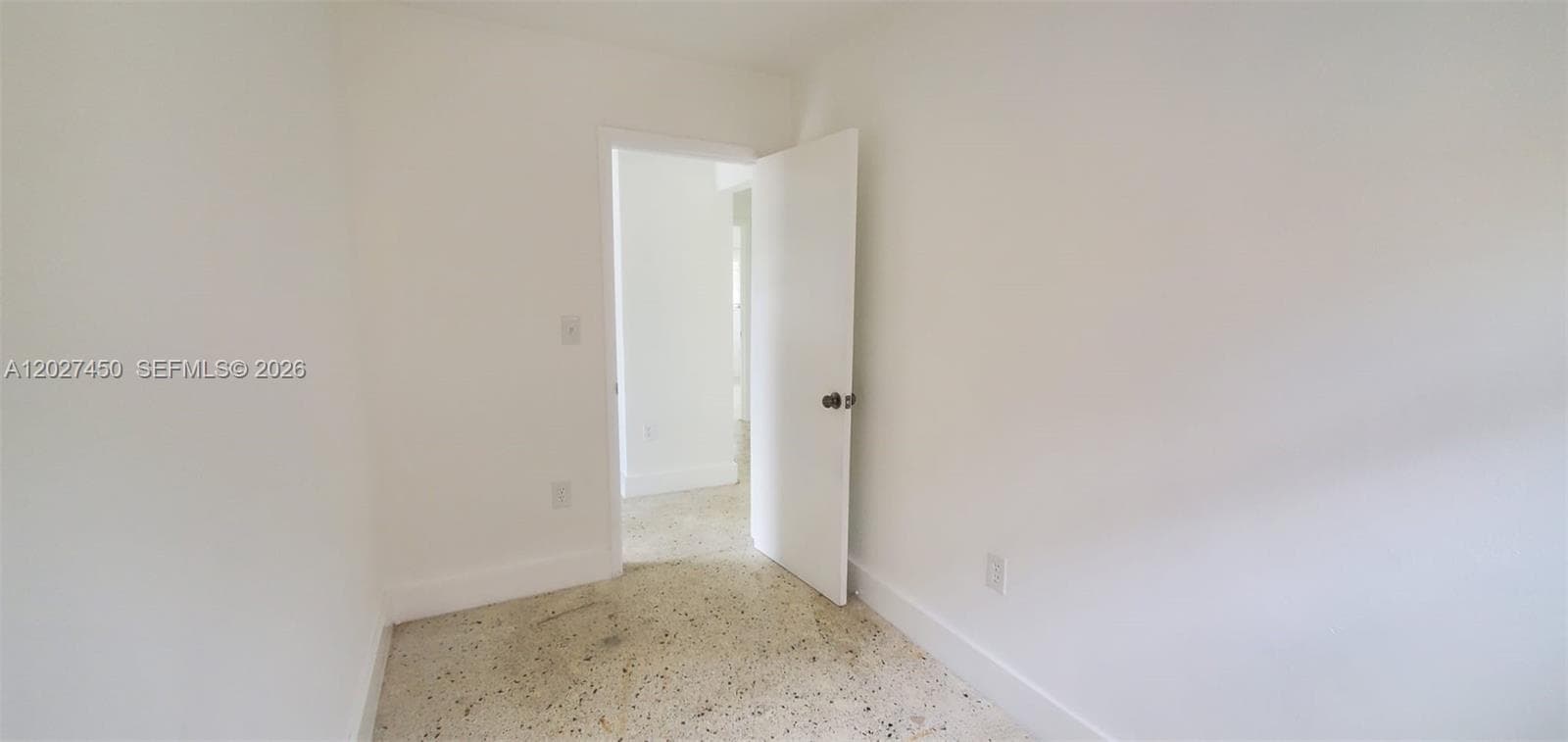 1032 SW 10th St, Miami, FL 33130 photo 4