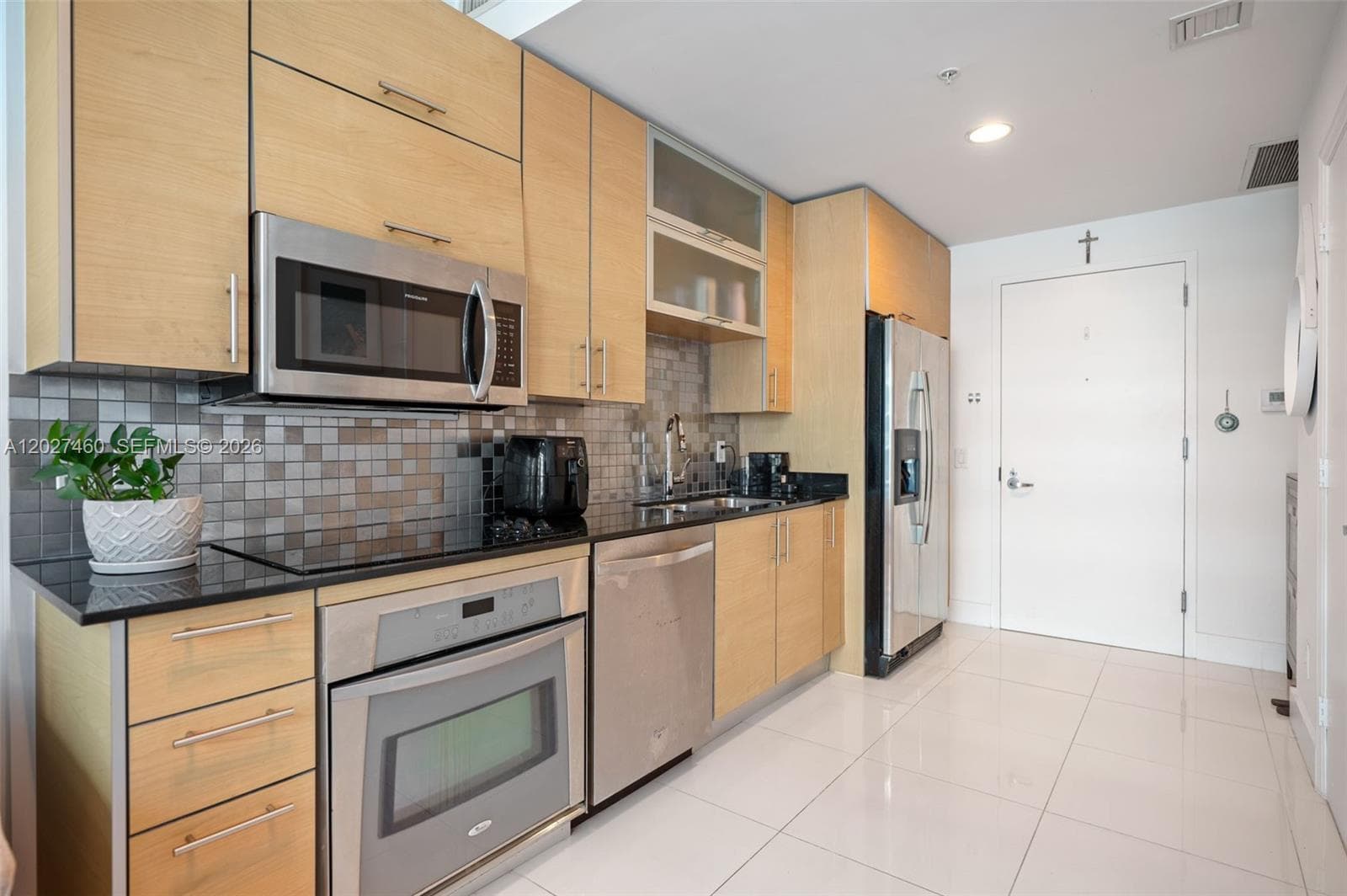 60 SW 13th St # 4408, Miami, FL 33130 photo 3