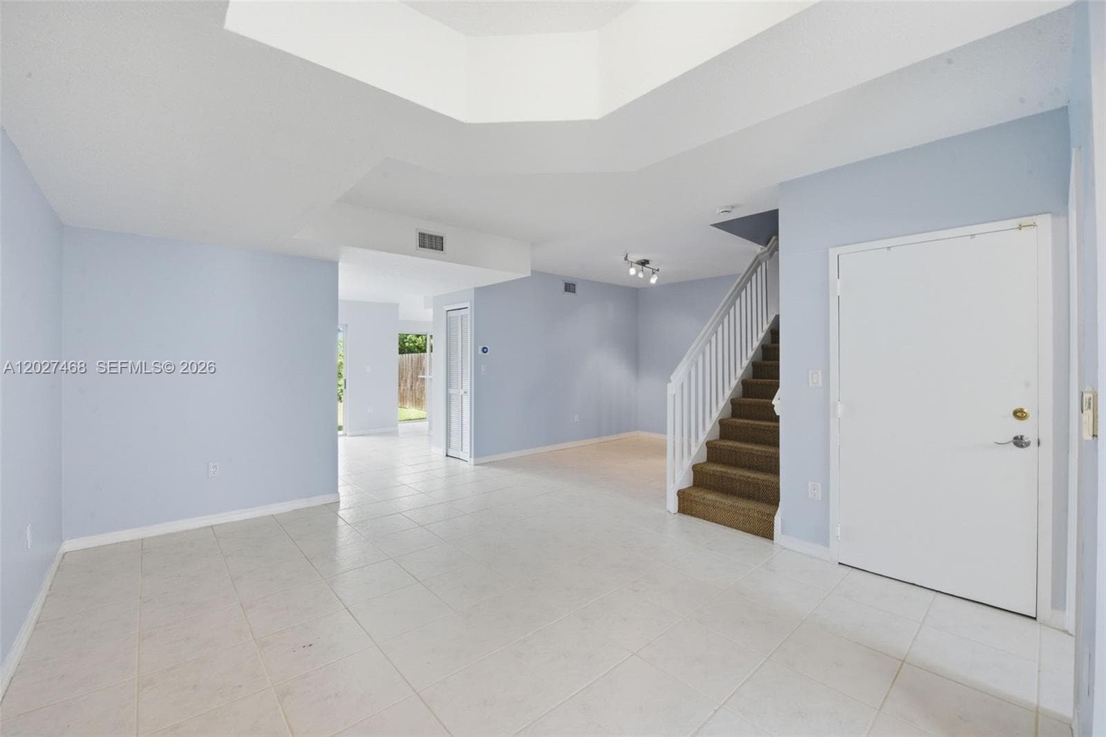 10180 SW 88th St # 403, Miami, FL 33176 photo 3