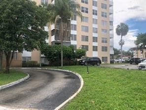 4174 Inverrary Drive # 907, Lauderhill, FL 33319 photo 2