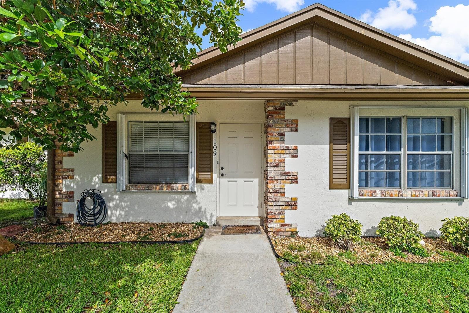 109 Doe Trail, Jupiter, FL 33458 photo 3