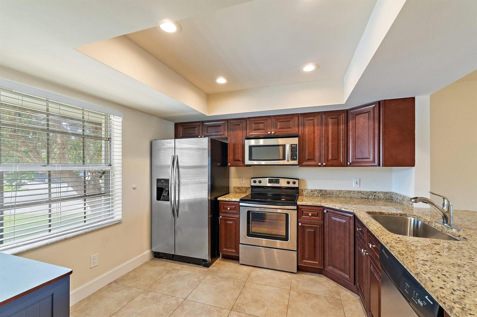 109 Doe Trail, Jupiter, FL 33458 photo 4