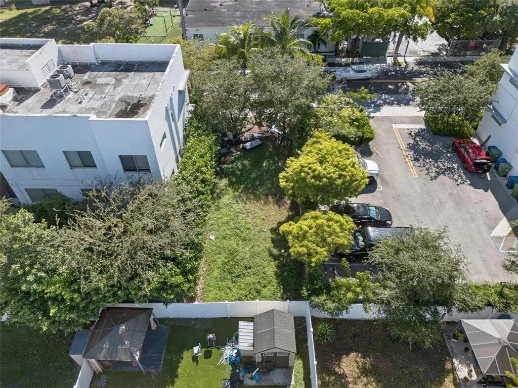 514 Foster Road, Hallandale Beach, FL 33009 photo 5