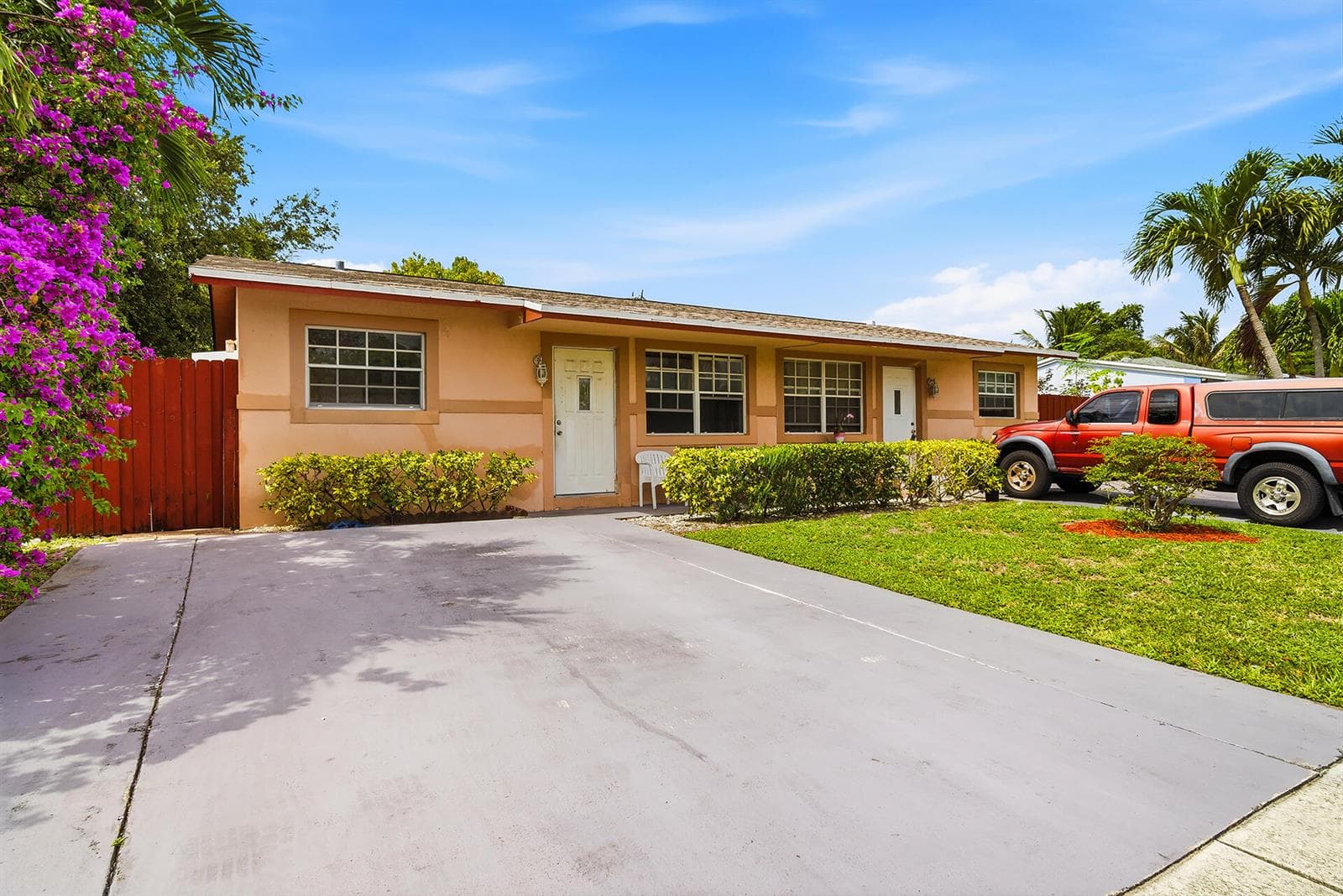 550 NE 37th Street # 1-2, Pompano Beach, FL 33064 photo 2