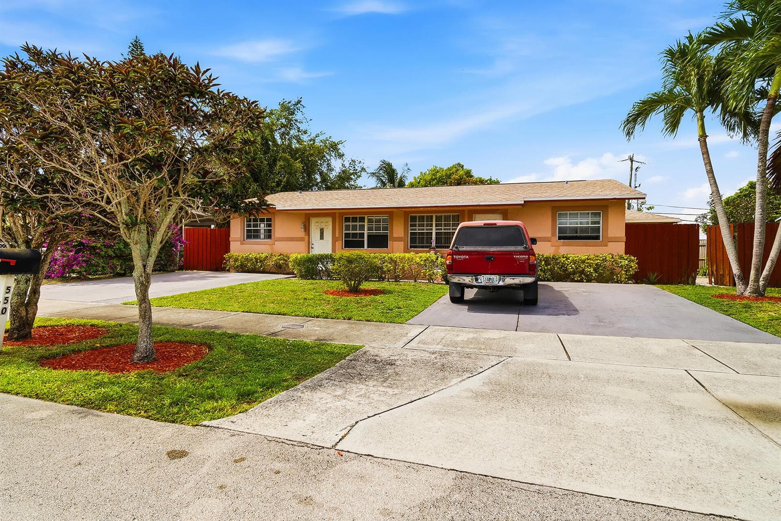 550 NE 37th Street # 1-2, Pompano Beach, FL 33064 photo 3