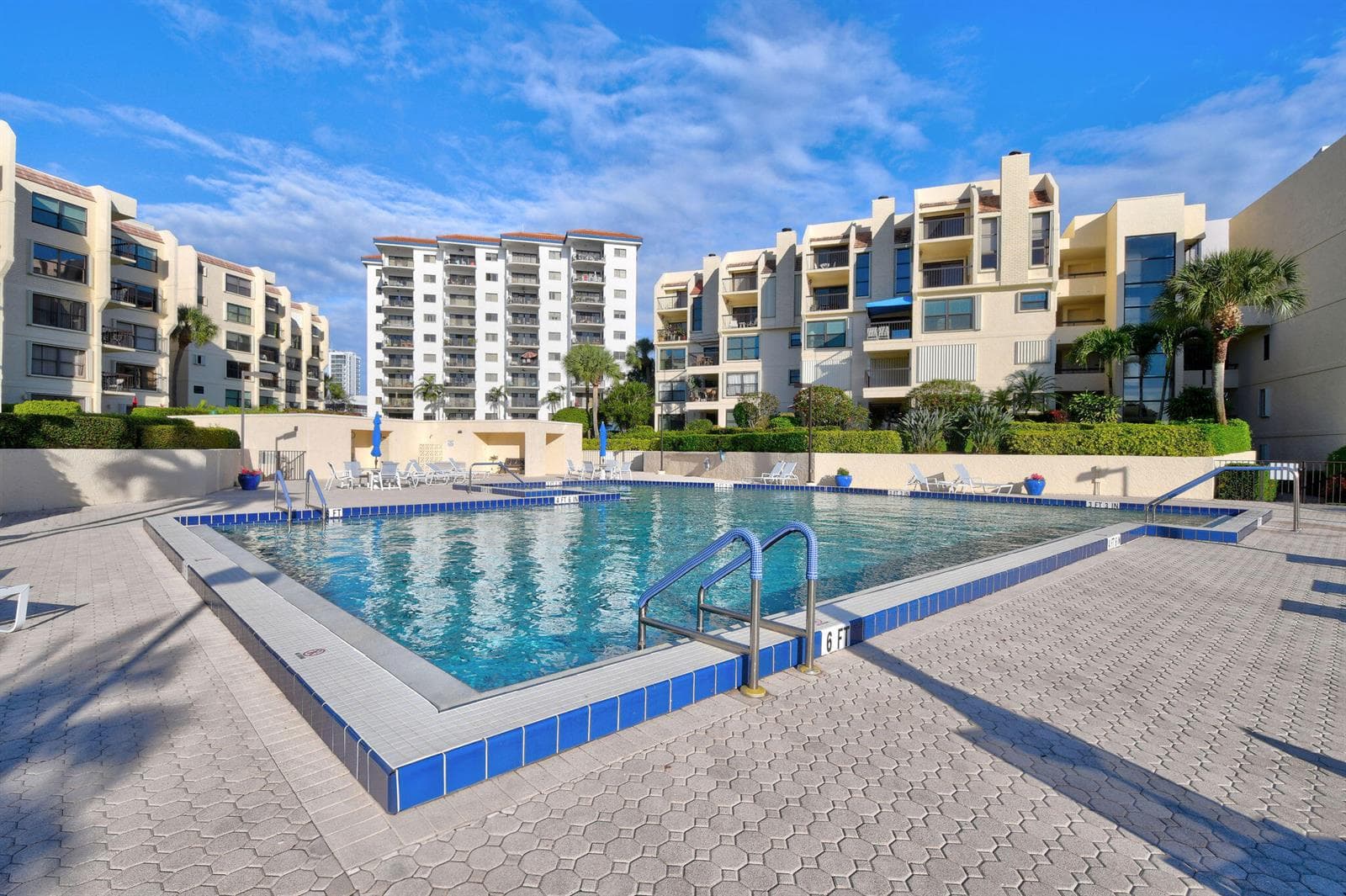 364 Golfview Road # 506, North Palm Beach, FL 33408 photo 4