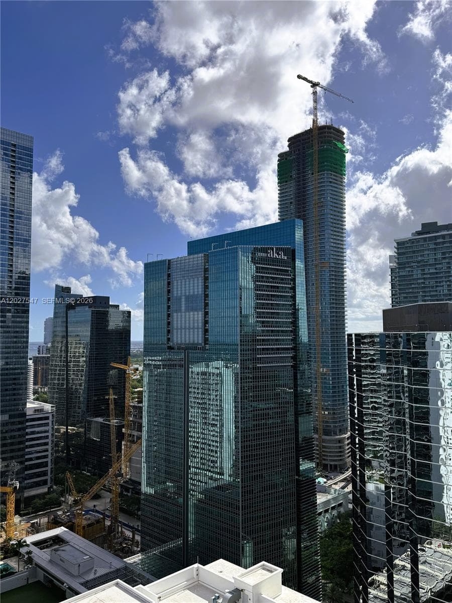 1200 Brickell Bay Dr # 3903, Miami, FL 33131 photo 2