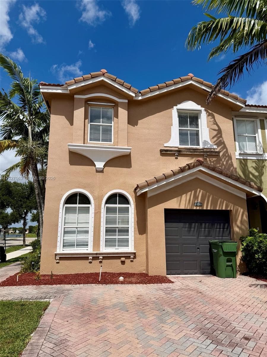 1498 SE 25th Ave, Homestead, FL 33035 photo 2