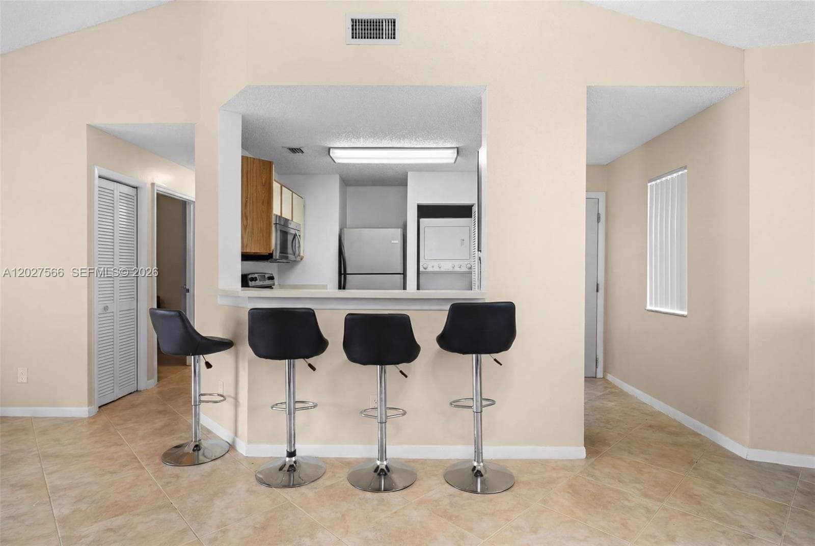 3405 NW 44th St # 205, Oakland Park, FL 33309 photo 4