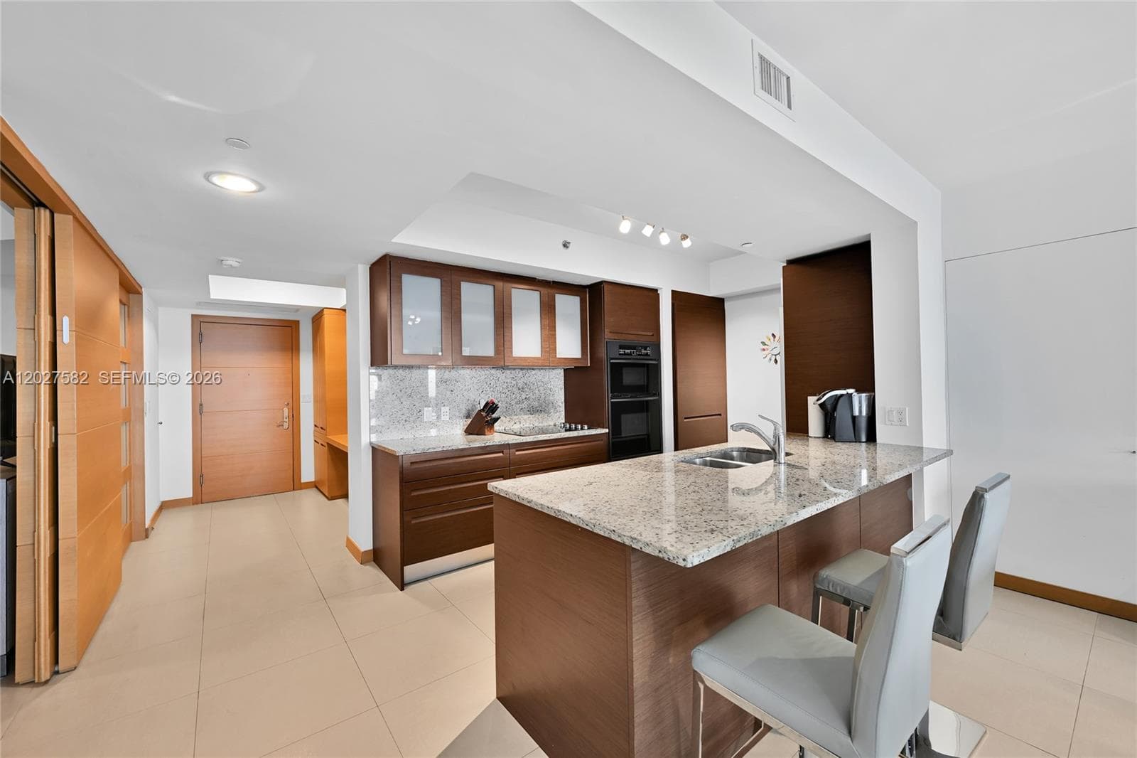 1830 S Ocean Dr # 4404, Hallandale Beach, FL 33009 photo 3