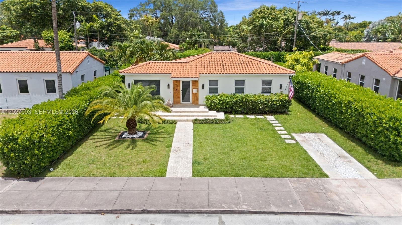 39 Montilla Ave, Coral Gables, FL 33134 photo 3