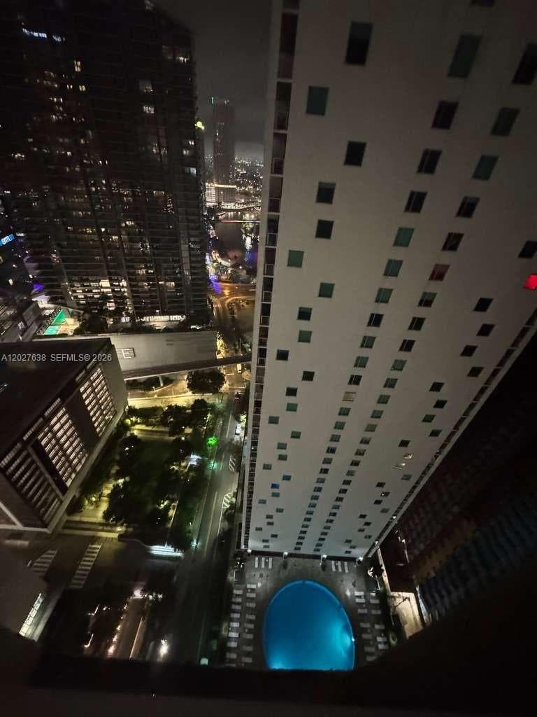 500 Brickell Ave # 3910, Miami, FL 33131 photo 3