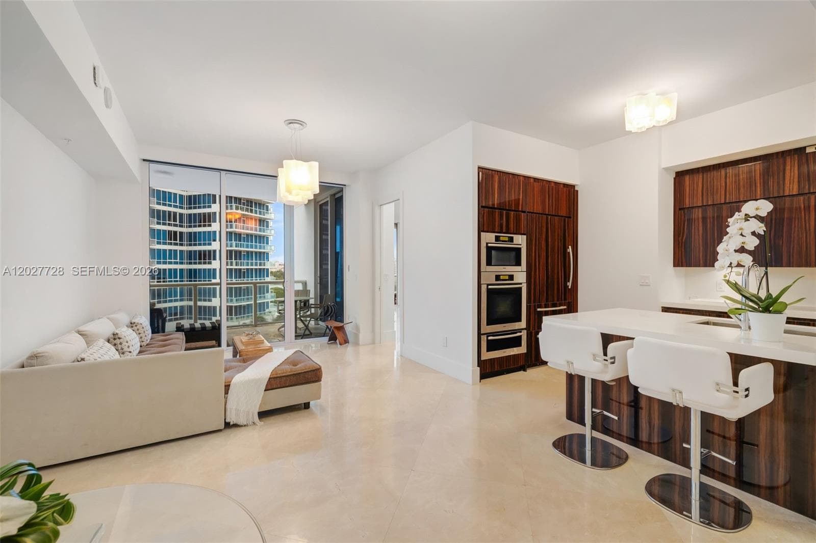 50 S Pointe Dr # 903, Miami Beach, FL 33139 photo 4