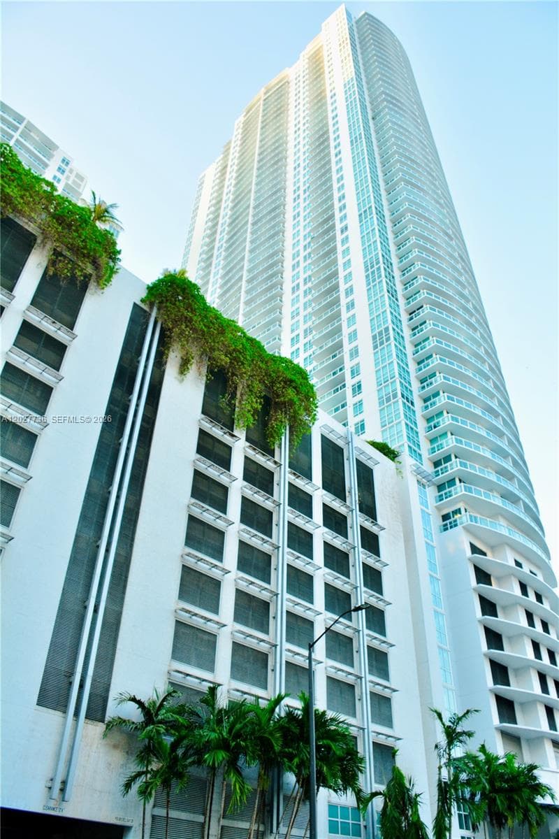 951 BRICKELL # 2609, Miami, FL 33131 photo 2