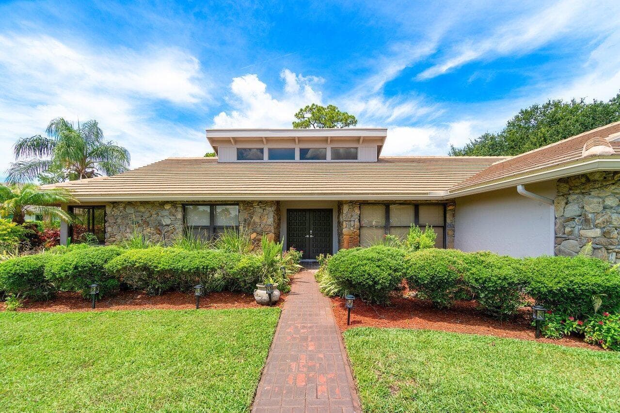 9405 Dundee Drive, Lake Worth, FL 33467 photo 5