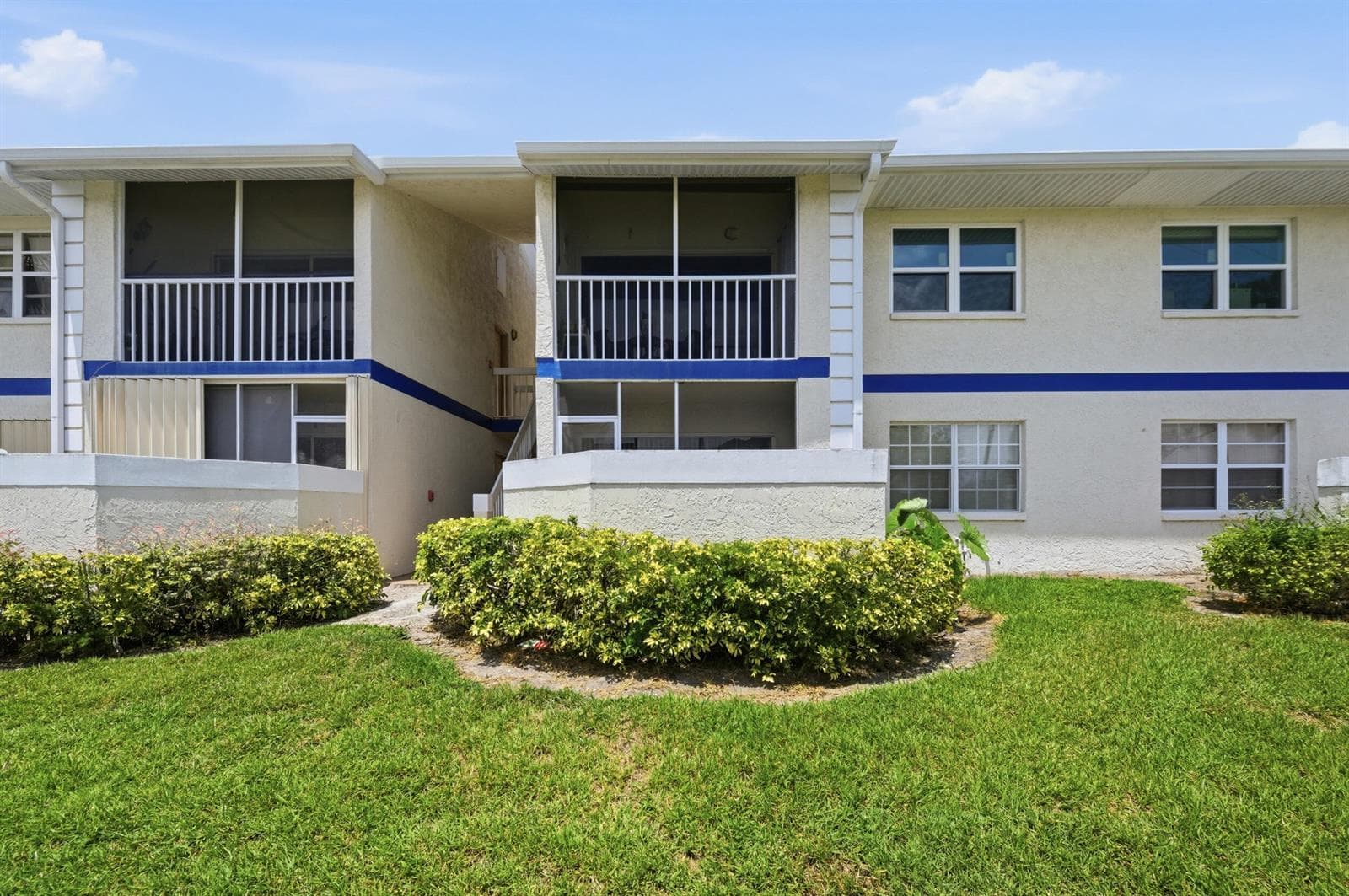 1530 SE Royal Green Circle # 204, Port St. Lucie, FL 34952 photo 2