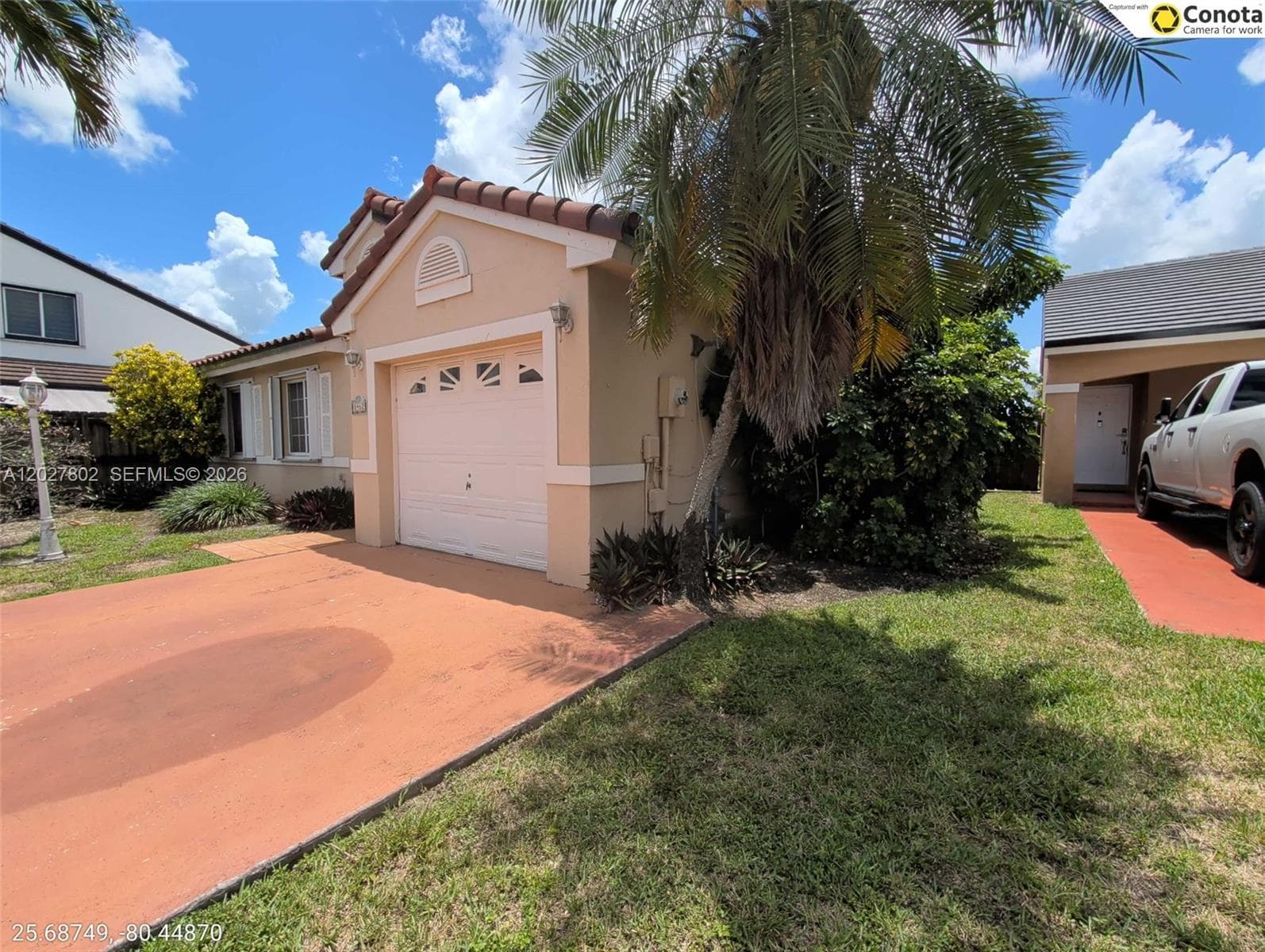 8462 SW 158th Ct, Miami, FL 33193 photo 4