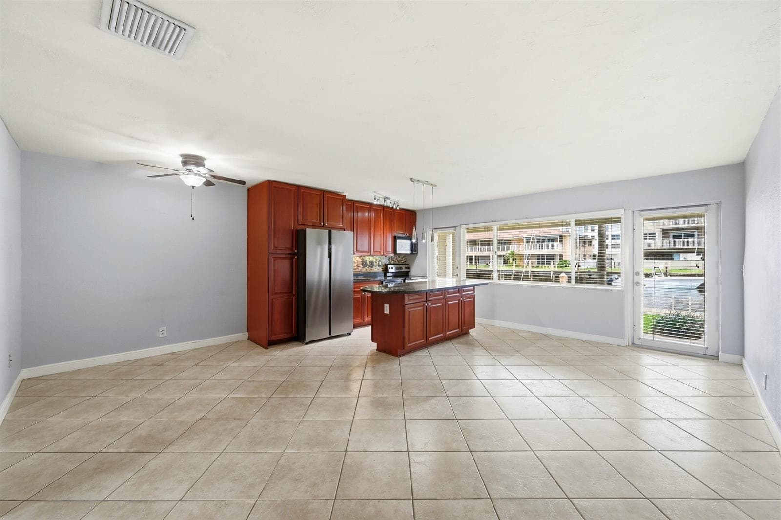 2881 NE 32nd Street # 118, Fort Lauderdale, FL 33306 photo 4