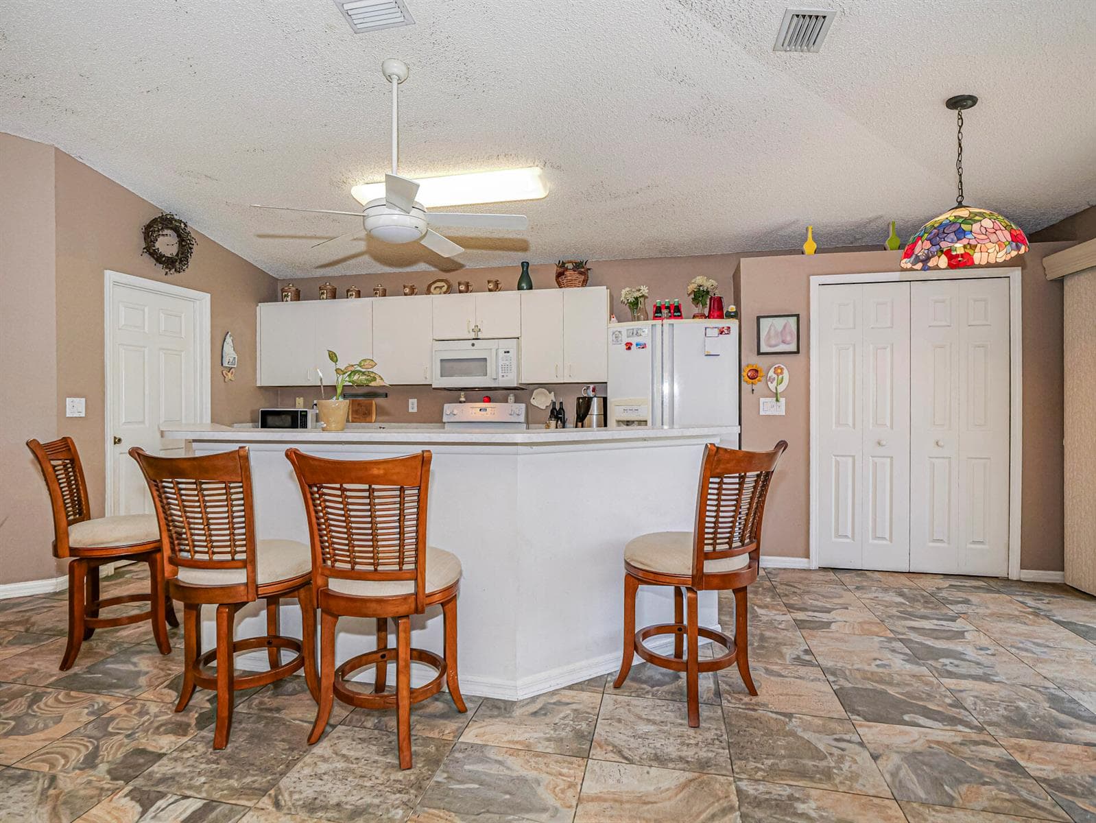 1360 10th Manor, Vero Beach, FL 32960 photo 5