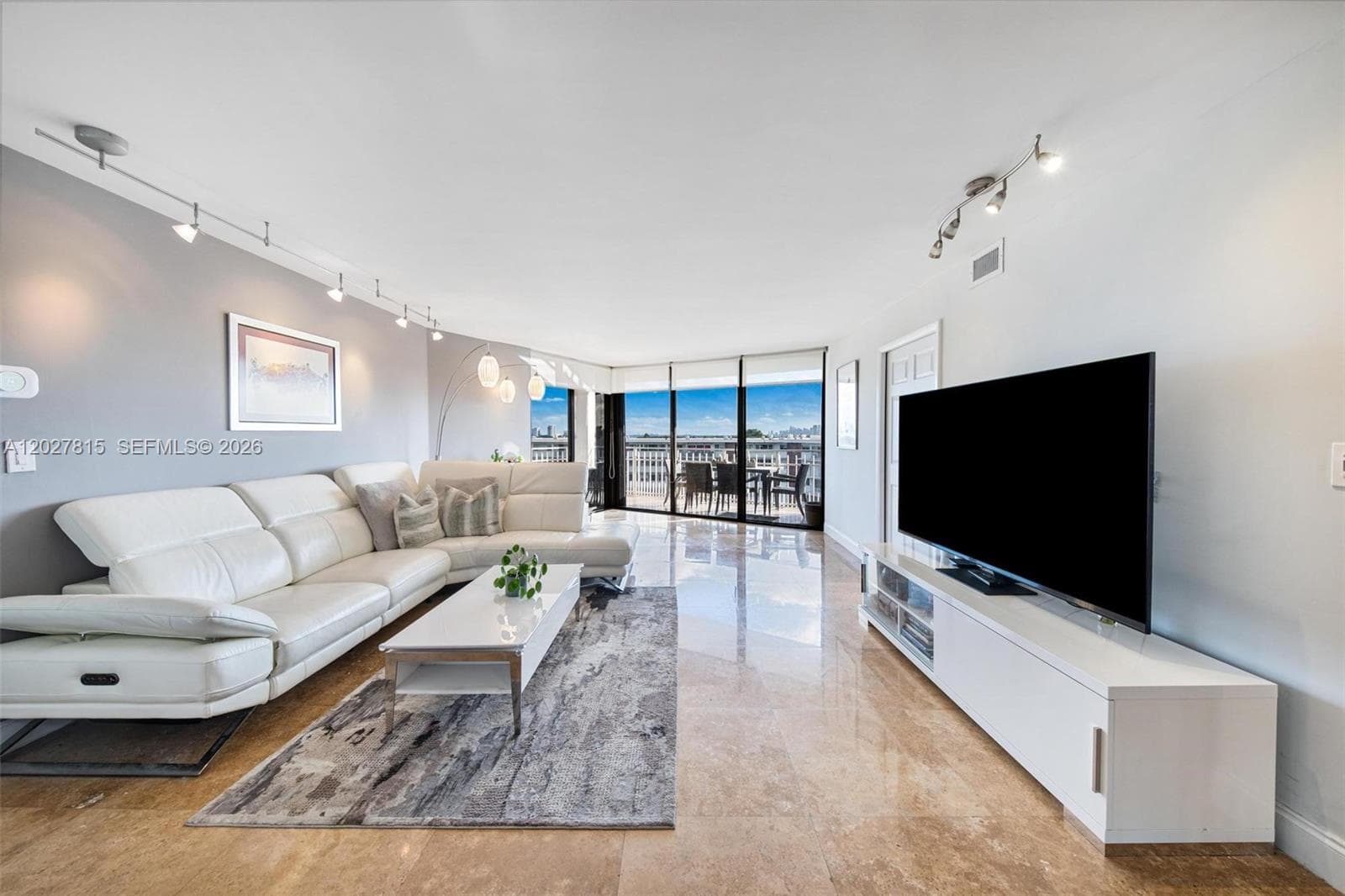 4000 Towerside Ter # 604, Miami, FL 33138 photo 2