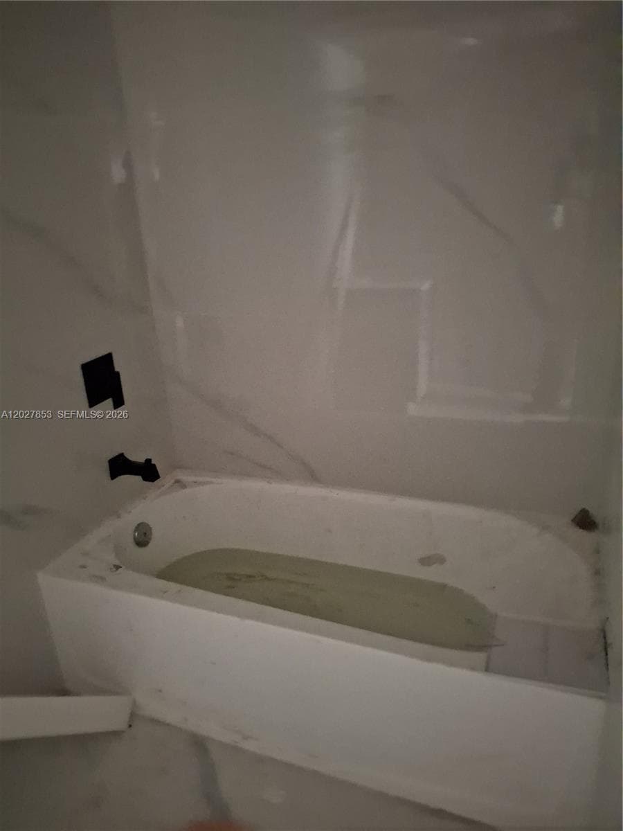 13480 NE 6th Ave # 207, North Miami, FL 33161 photo 2