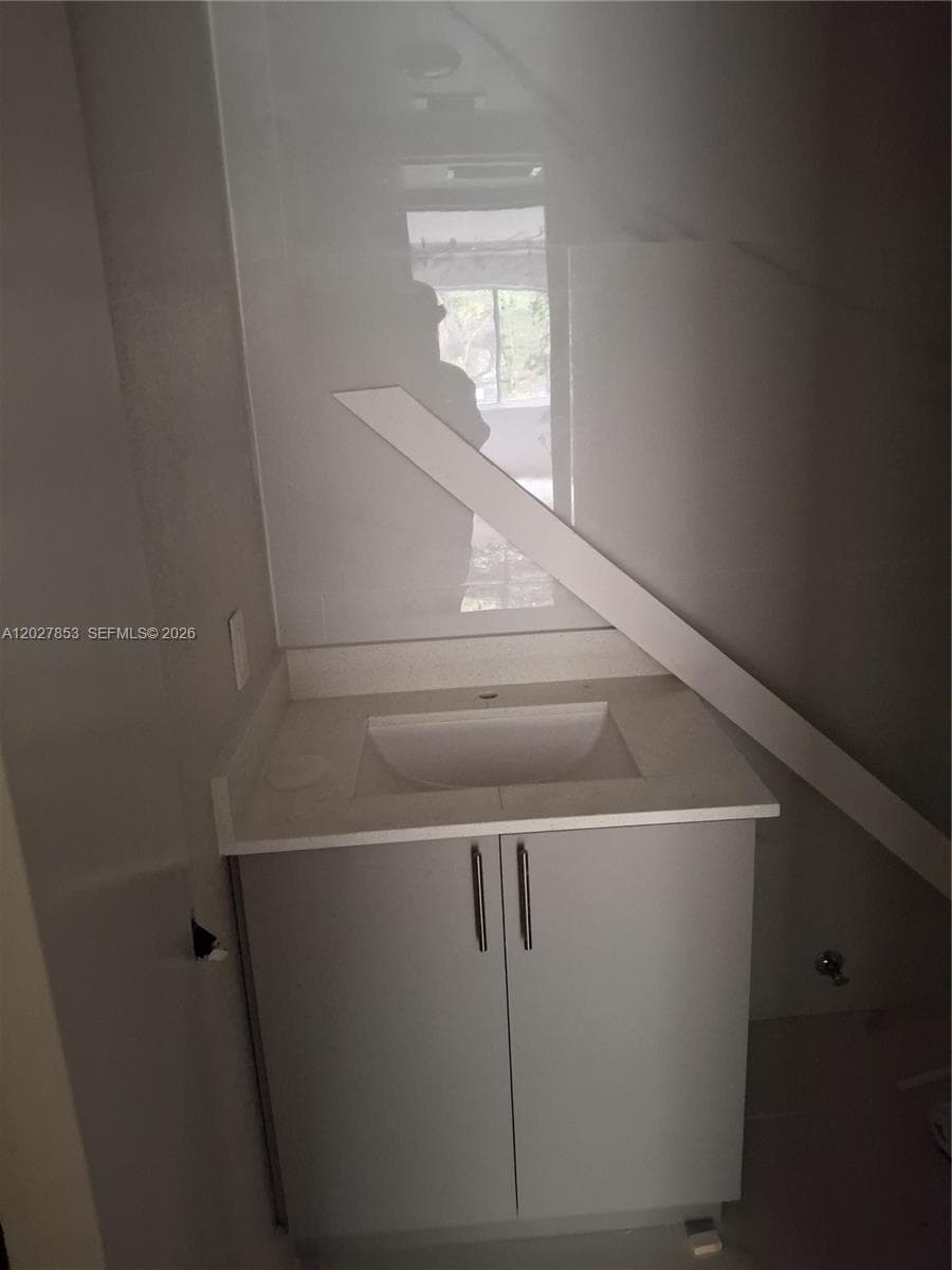 13480 NE 6th Ave # 207, North Miami, FL 33161 photo 4