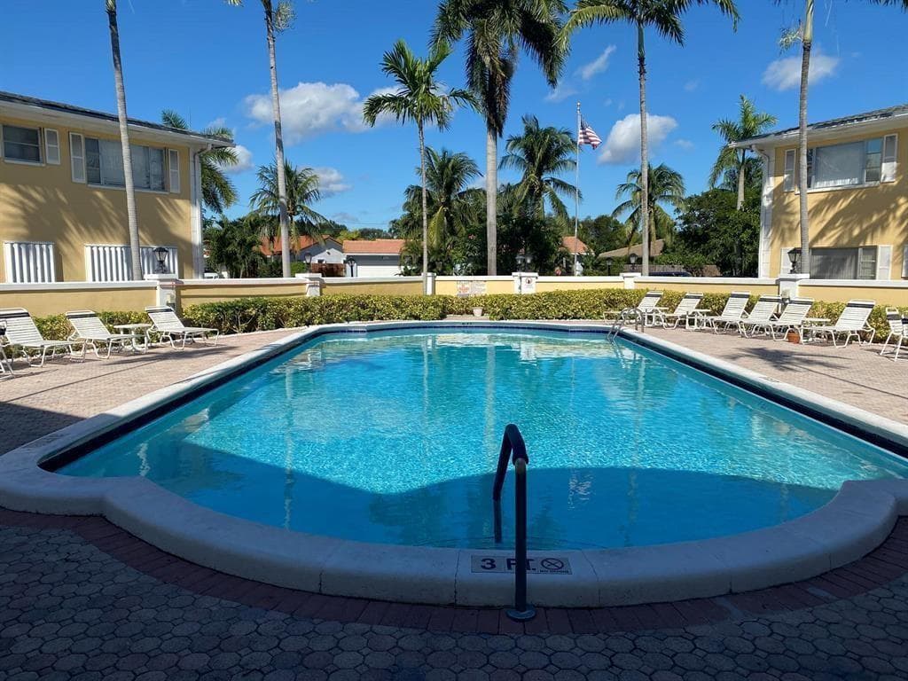 5720 NE 22nd Way # 406, Fort Lauderdale, FL 33308 photo 2