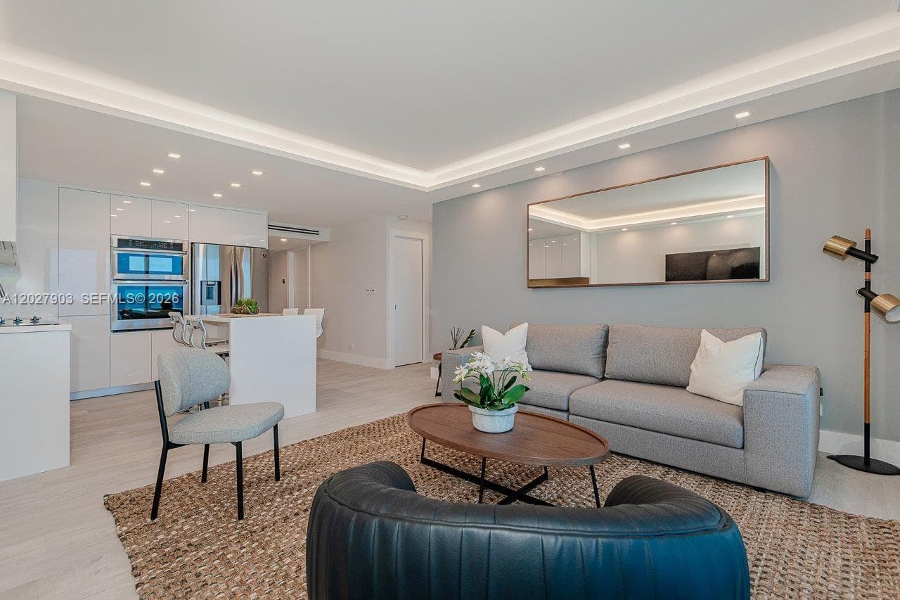 2301 Collins Ave # 739, Miami Beach, FL 33139 photo 4