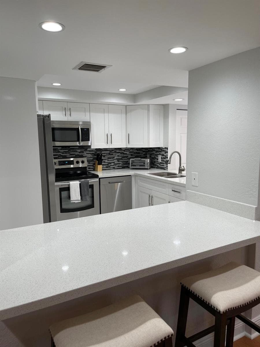 1660 Twelve Oaks Way # 203, North Palm Beach, FL 33408 photo 4