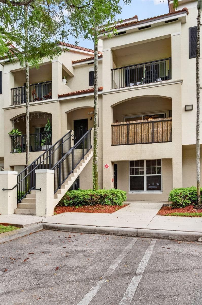 5880 W Sample Road # 206, Coral Springs, FL 33067 photo 2
