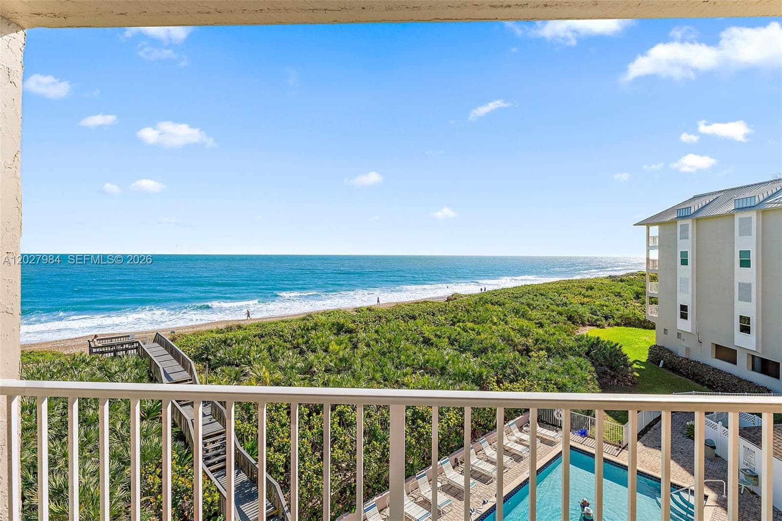 429 NE Tradewind Ln # 305, Hutchinson Island, FL 34996 photo 2