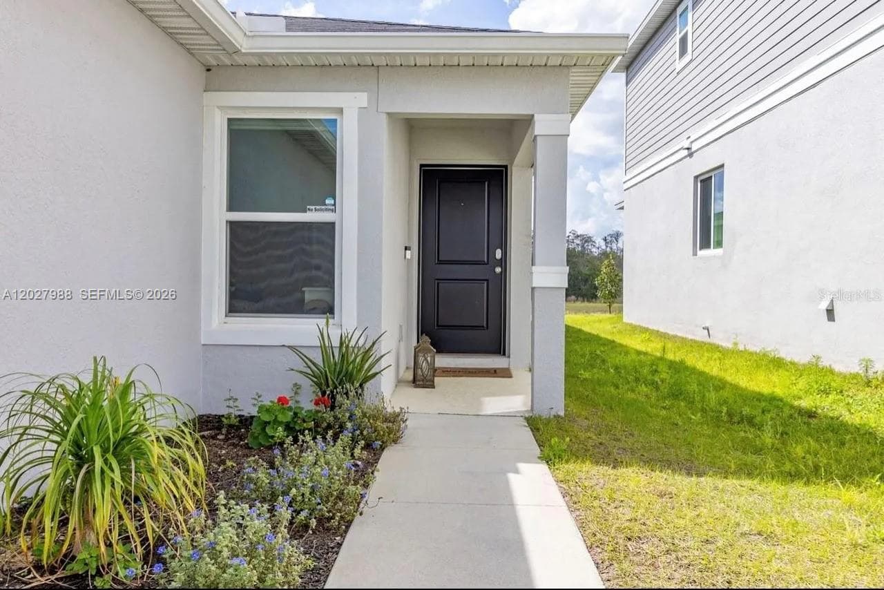 1136 Papaya Cir, Davenport, FL 33897 photo 4