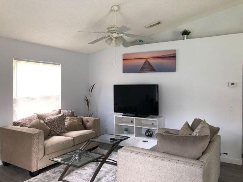 2812 Stoneway Lane # Unit B, Fort Pierce, FL 34982 photo 3