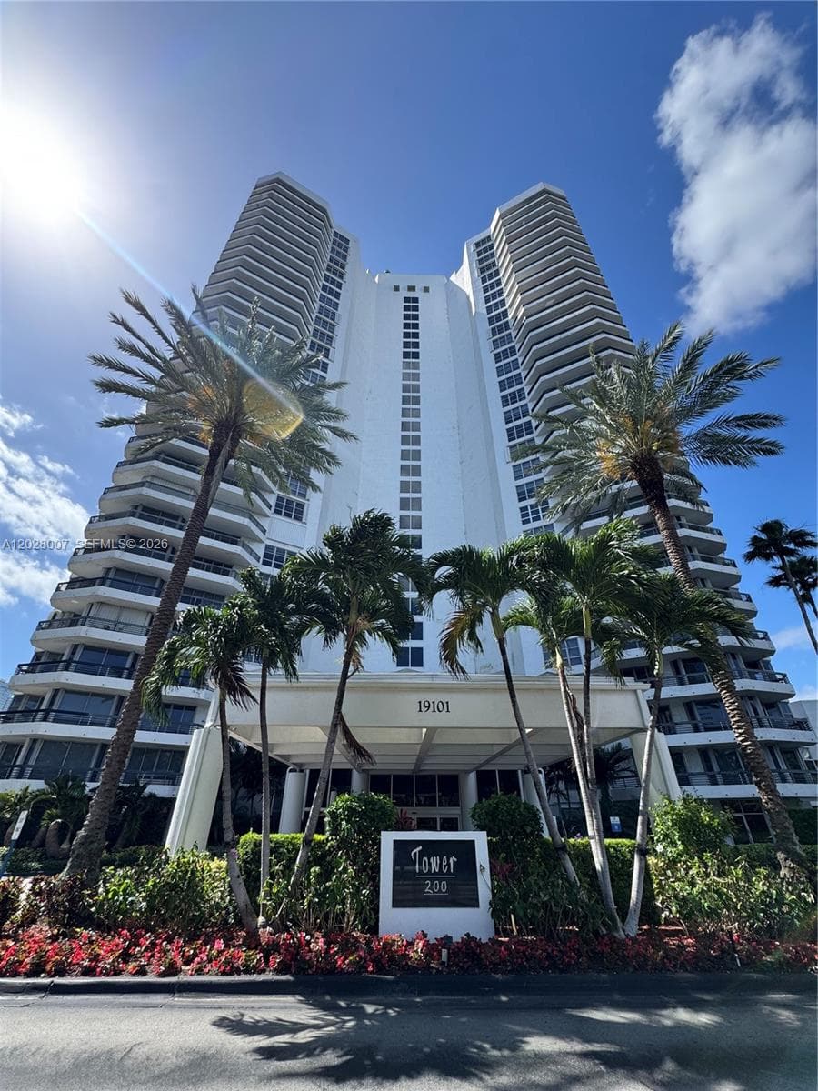 19101 NE 36th Ct # 1005, Aventura, FL 33180 photo 2