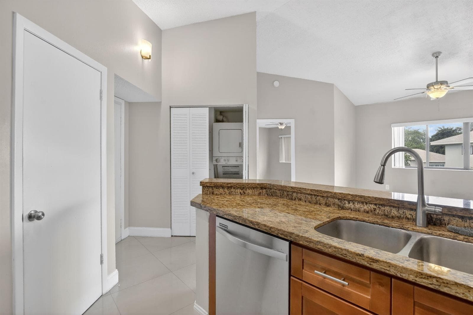 2445 SW 18th Terrace # 922, Fort Lauderdale, FL 33315 photo 5