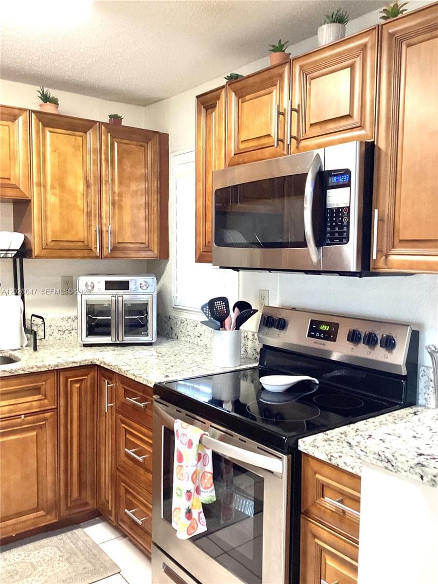 8900 Washington Blvd # 415, Pembroke Pines, FL 33025 photo 5