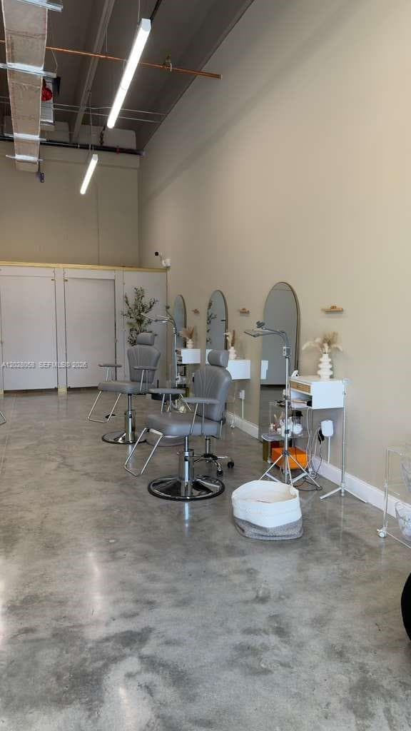 10890 NW 17th St, Sweetwater, FL 33172 photo 2