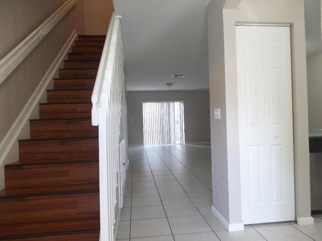 862 Summit Lake Drive, West Palm Beach, FL 33406 photo 3