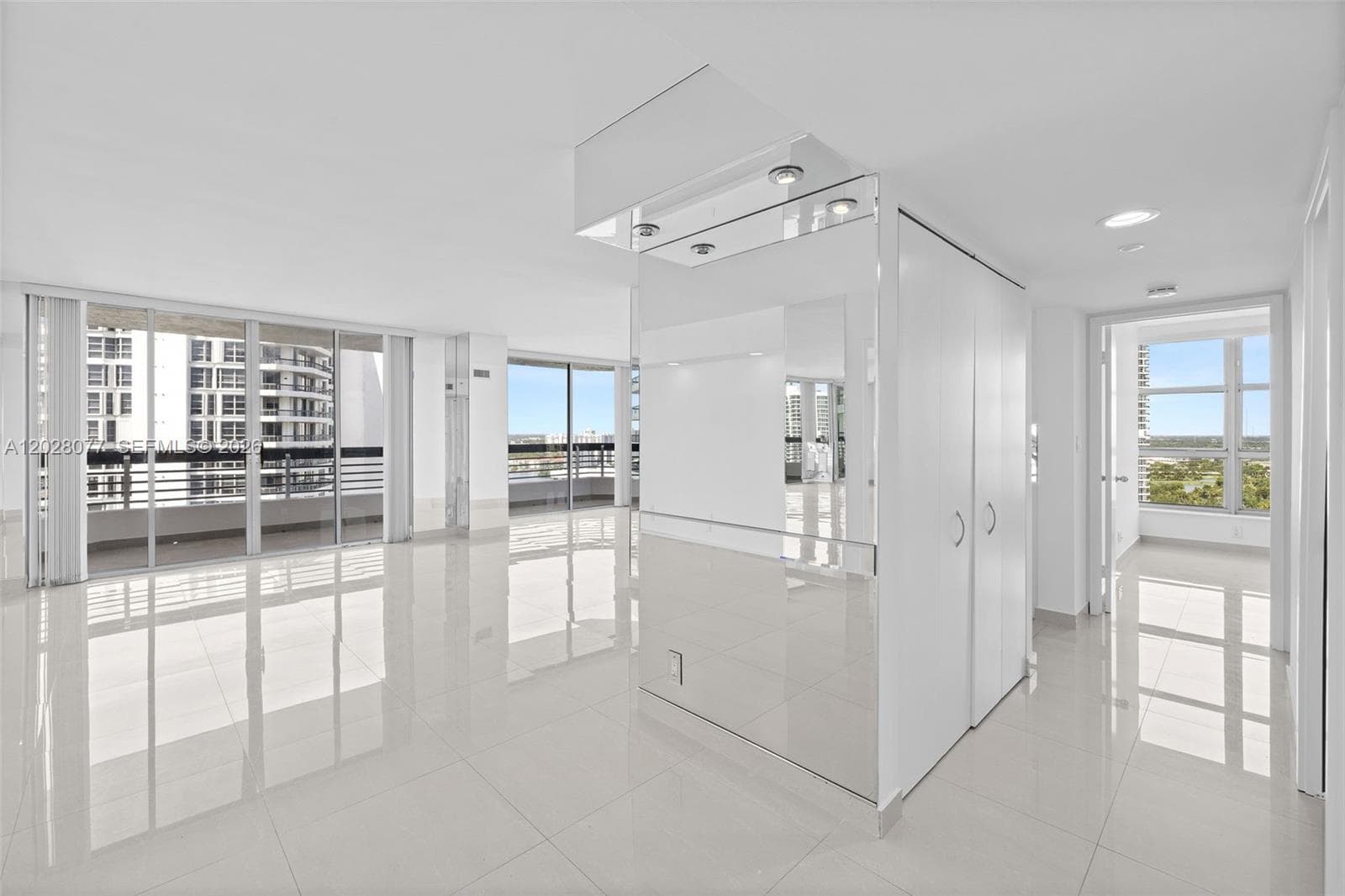 19195 NE 36th Ct # 2705, Aventura, FL 33180 photo 3