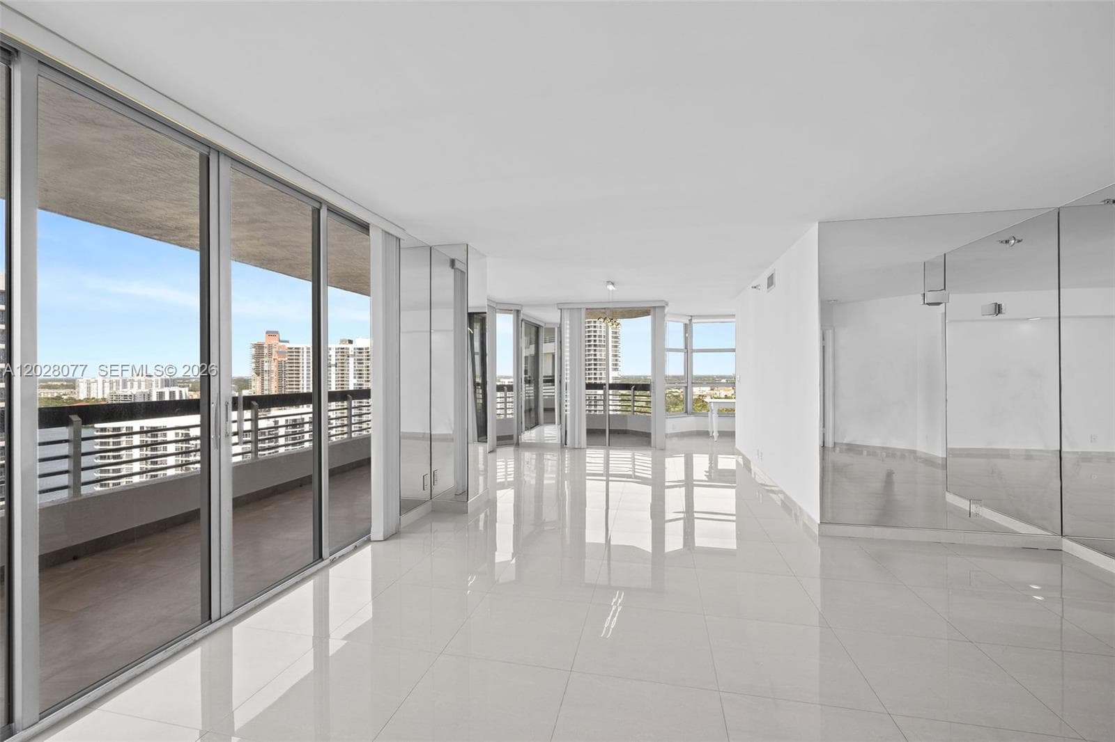 19195 NE 36th Ct # 2705, Aventura, FL 33180 photo 5