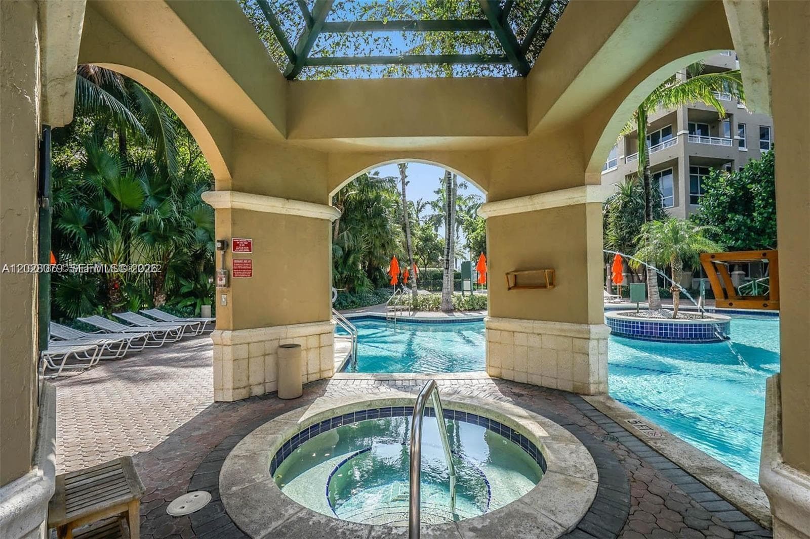 19501 W Country Club Dr # 2313, Aventura, FL 33180 photo 4