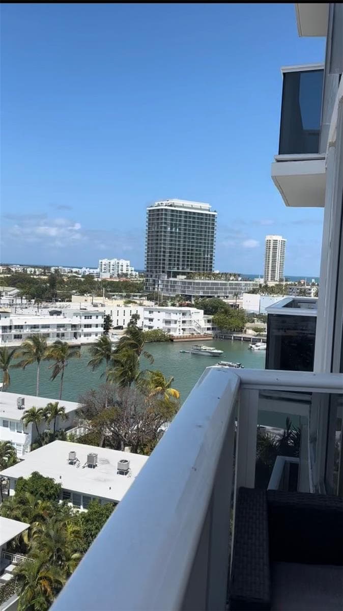 900 Bay Dr # 811, Miami Beach, FL 33141 photo 2