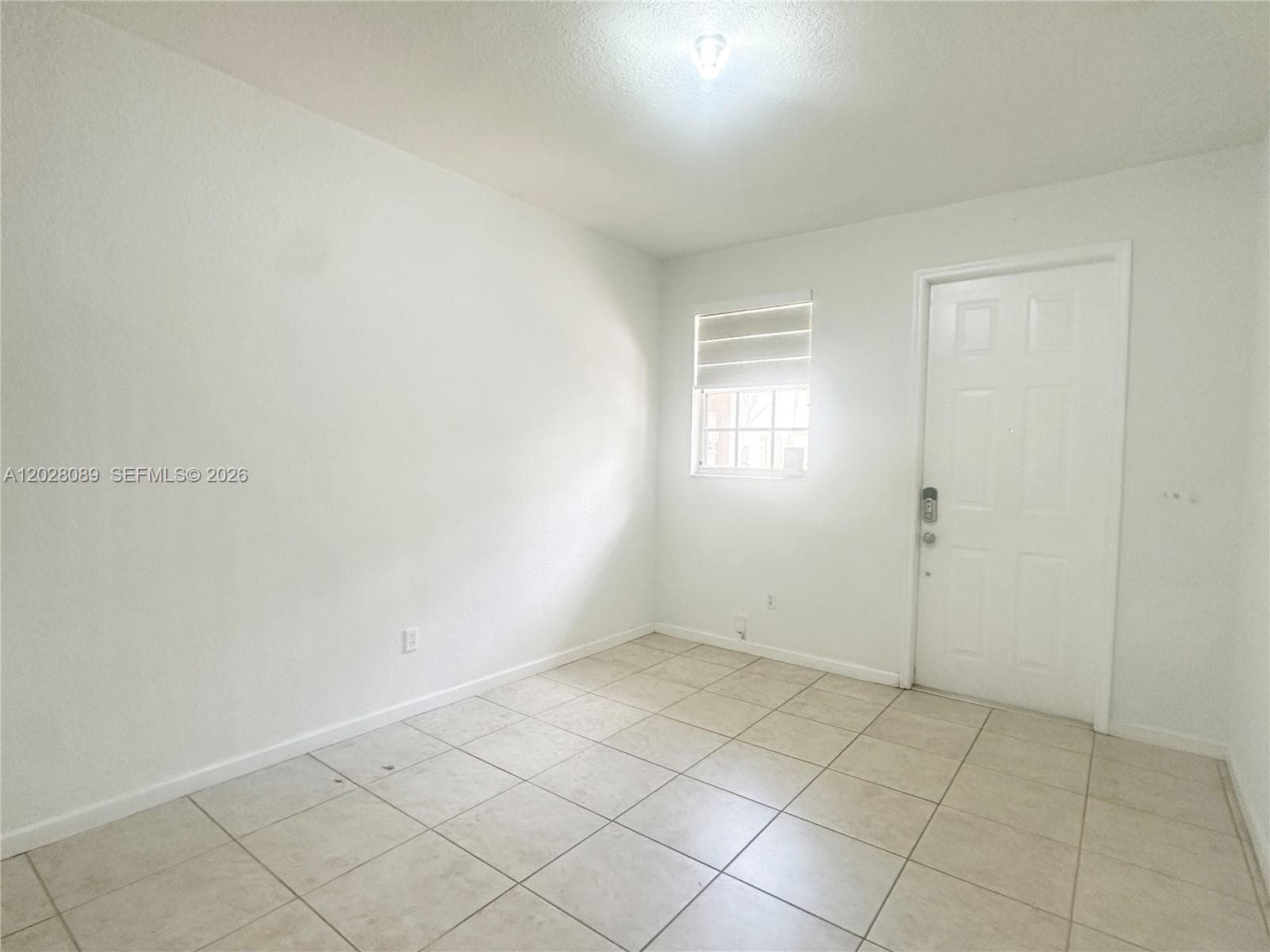 662 NE 21st Ter, Homestead, FL 33033 photo 3